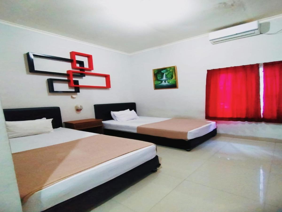 Reddoorz At Hotel Nuansa Ngawi Buitenkant foto