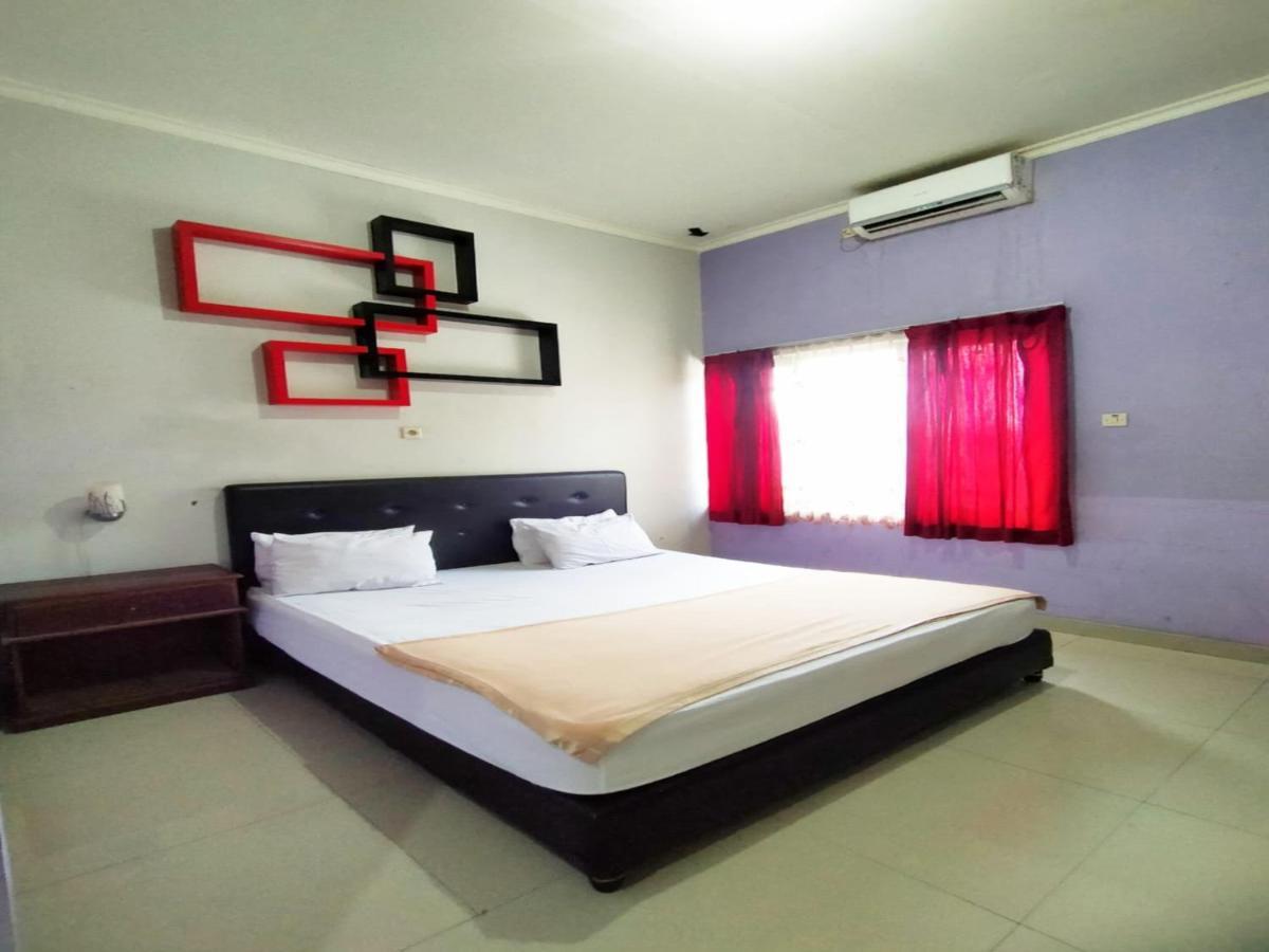 Reddoorz At Hotel Nuansa Ngawi Buitenkant foto